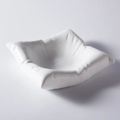 pillows plate